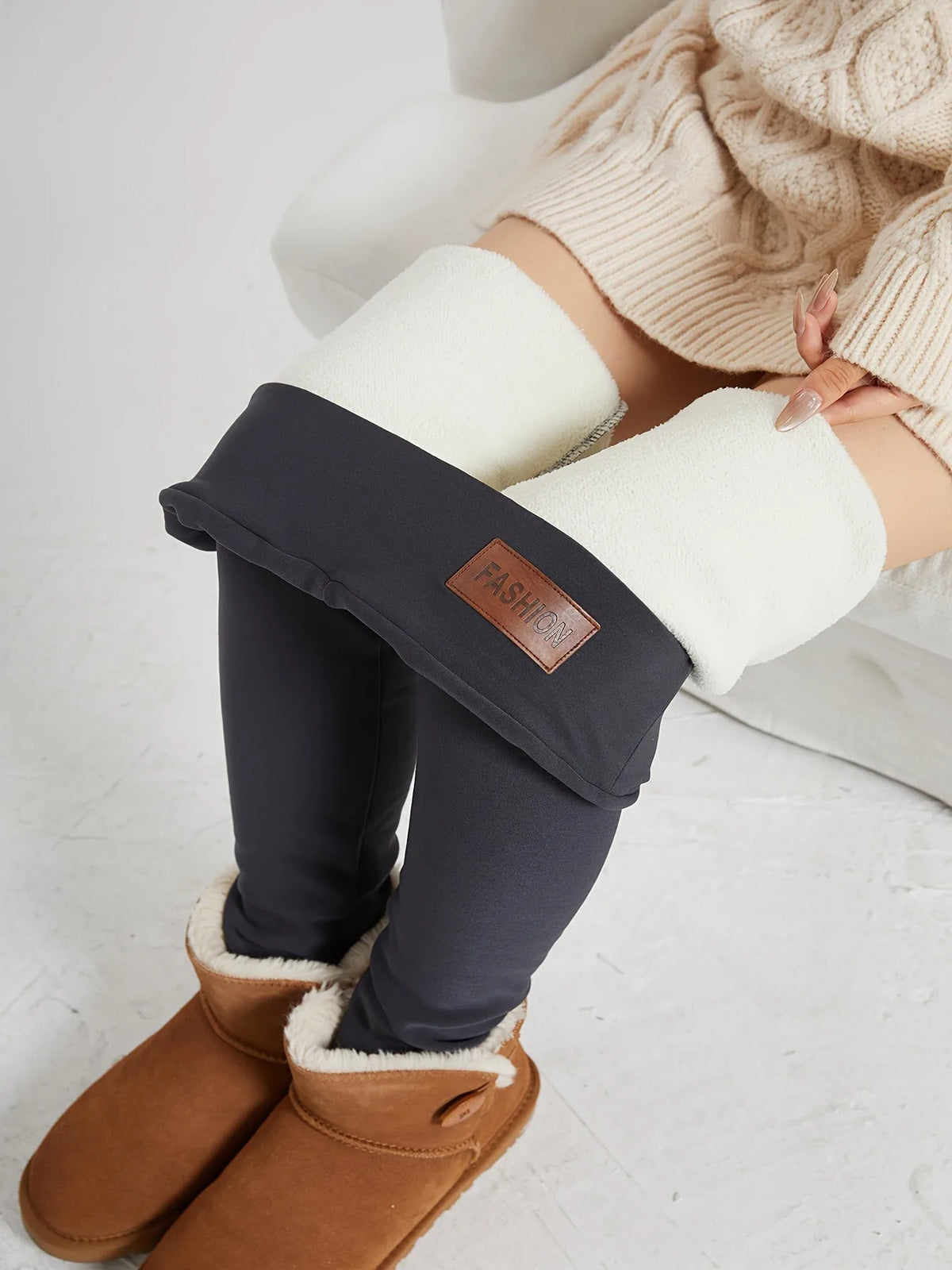 High-Waist Fleece-Lined Leggings for Women in Winter image 20