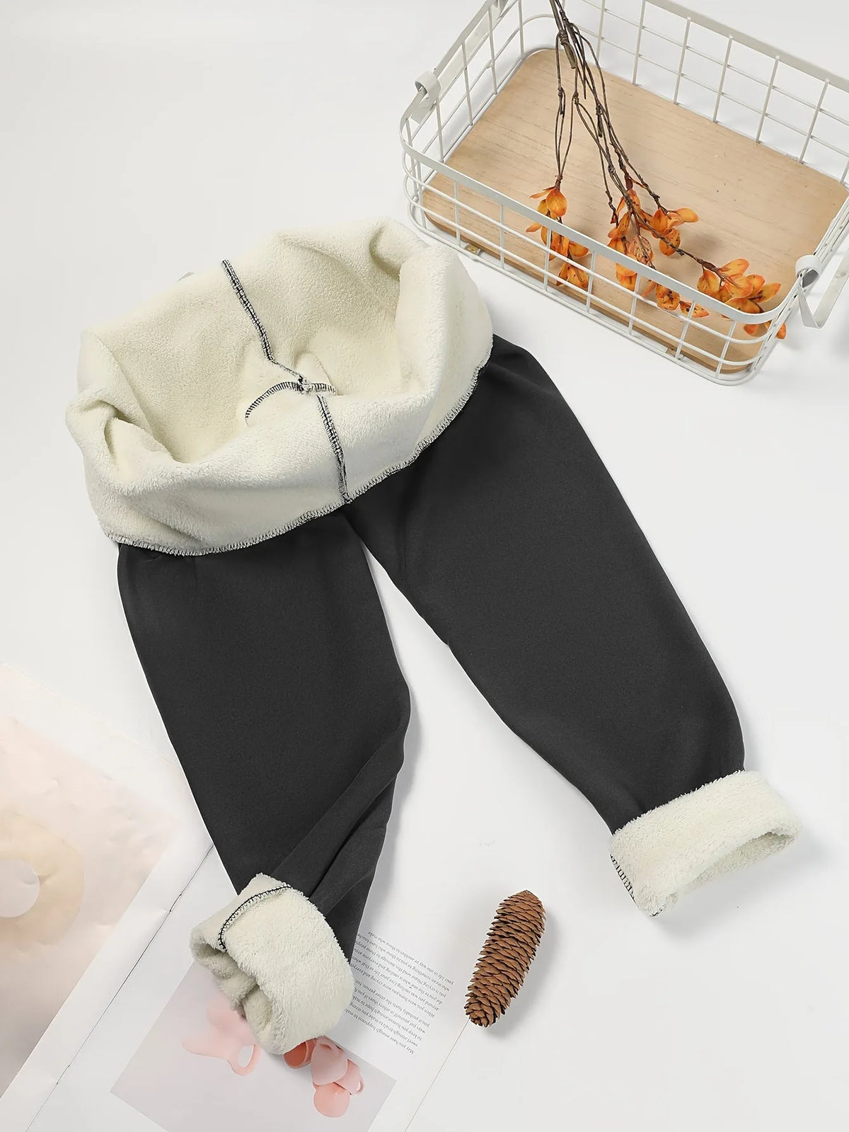 High-Waist Fleece-Lined Leggings for Women in Winter image 22